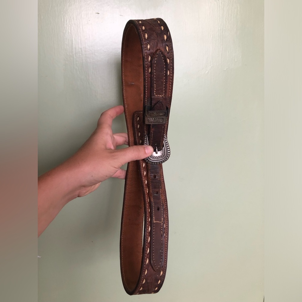 Mens Western Leather Cowboy Belt Silver Tone Buckle Embossed 39” Long Rodeó